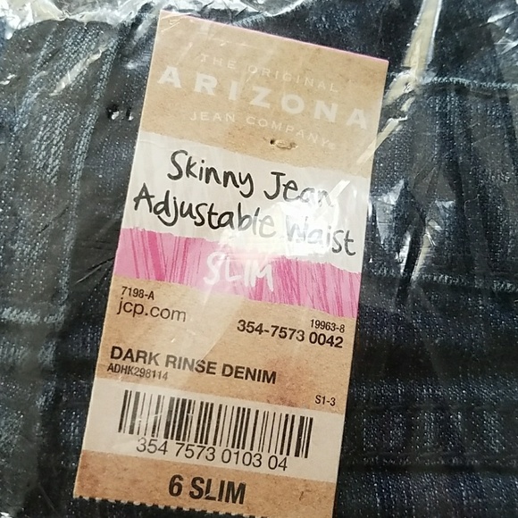 Jeans - Picture 2 of 7